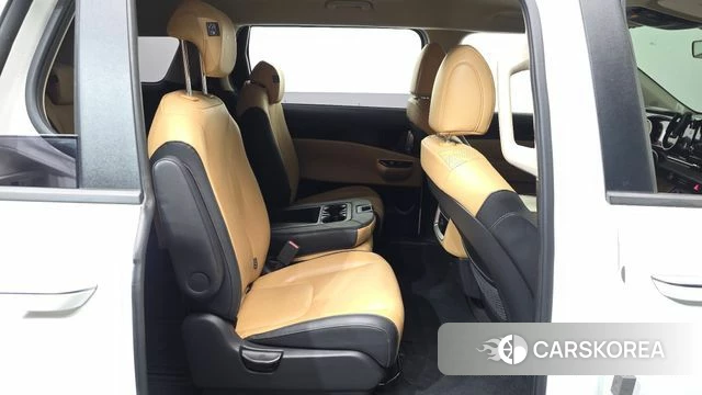 Kia Carnival 4th generation 2023 Белый из Кореи, фото 3