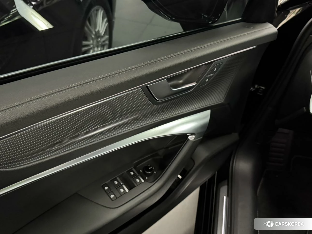 Audi A6L 2020 Черный из Китая, фото 3