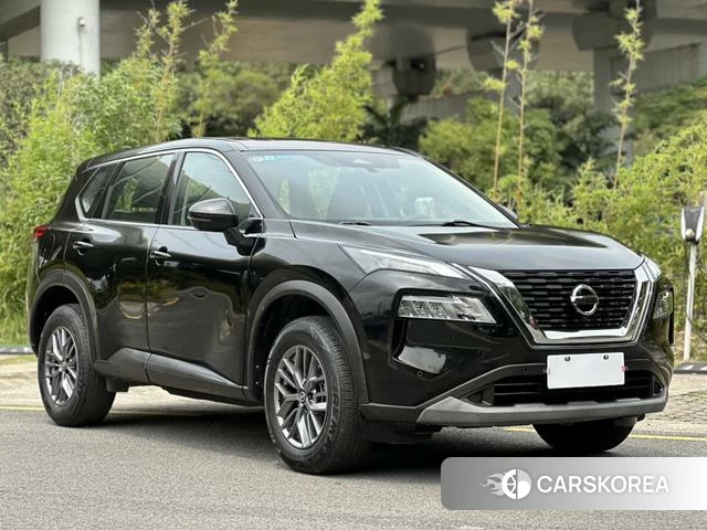Nissan X-Trail 2022 Черный из Китая, фото 3