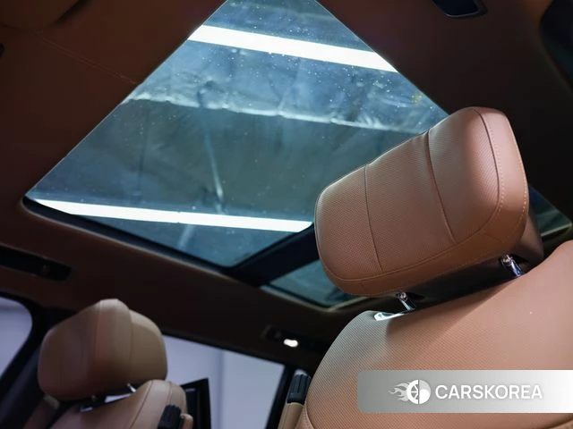 Land Rover Range Rover 5th Generation 2023 Черный из Кореи, фото 3