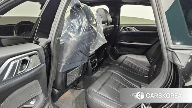 BMW i4 2023 Черный из Кореи, фото 3