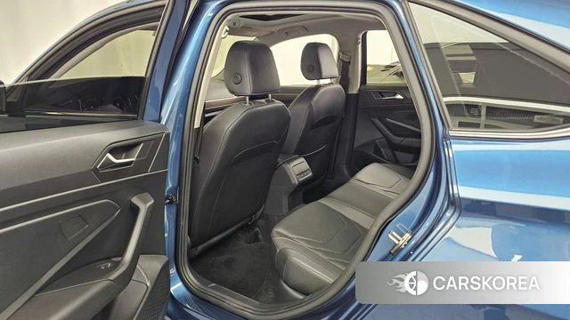 Volkswagen 7th Generation of Jetta 2021 Синий из Кореи, фото 3