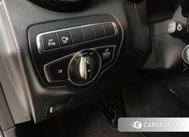 Mercedes-Benz GLC-Class X253 2018 Белый из Кореи, фото 3