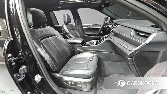 Jeep Grand Cherokee (WL) 2023 Черный из Кореи, фото 3