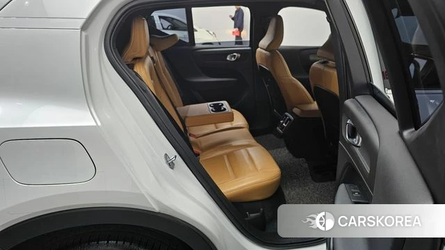 Volvo XC40 2020 Белый из Кореи, фото 3