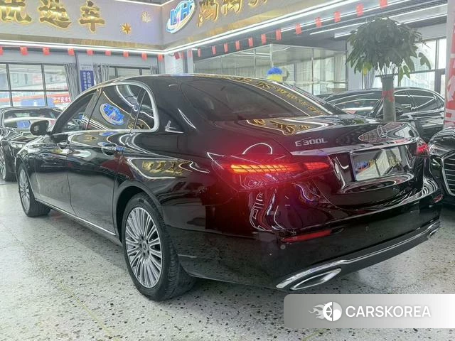 Mercedes-Benz E-Class 2021 Черный из Китая, фото 3