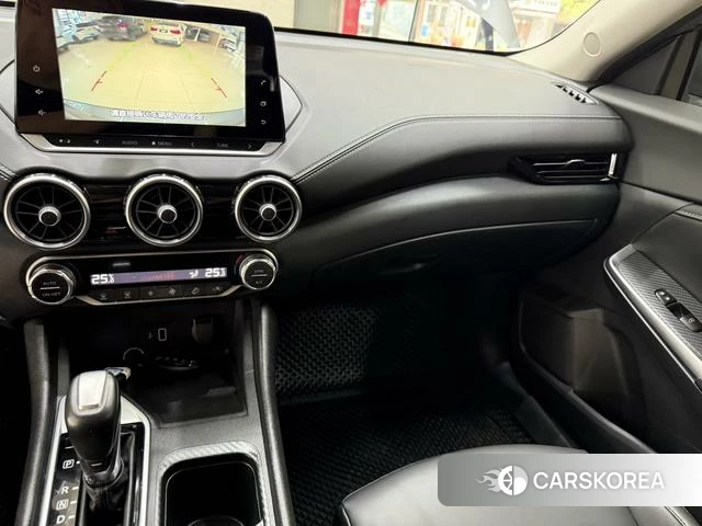 Nissan Sylphy 2022 Серебристо-серый из Китая, фото 3