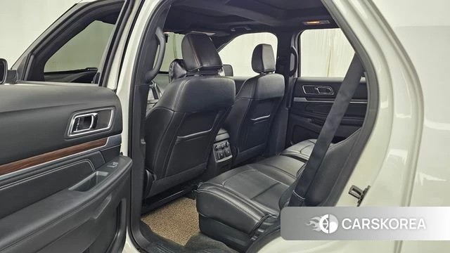 Ford Explorer 2018 Белый из Кореи, фото 3