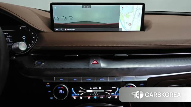 Genesis G80 (RG3) 2021 Серебристо-серый из Кореи, фото 3