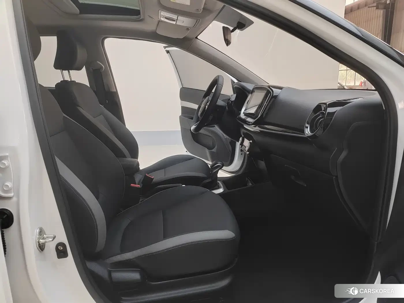 Kia KX1 2023 Белый из Китая, фото 3