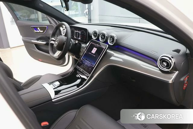 Mercedes-Benz C-class 2024 Белый из Китая, фото 3