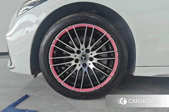 Mercedes-Benz C-class 2023 Белый из Китая, фото 3
