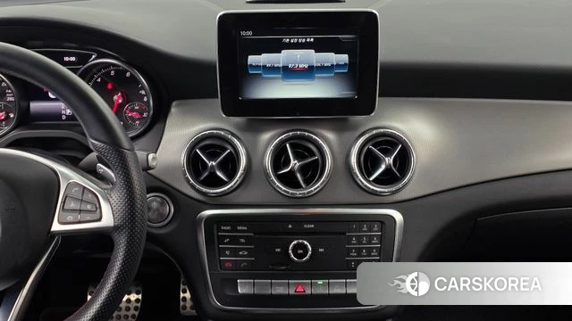 Mercedes-Benz CLA-Class C117 2018 Белый из Кореи, фото 3