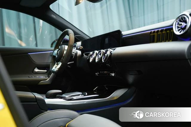 Mercedes-Benz AMG A-Class 2021 Желтый из Китая, фото 3