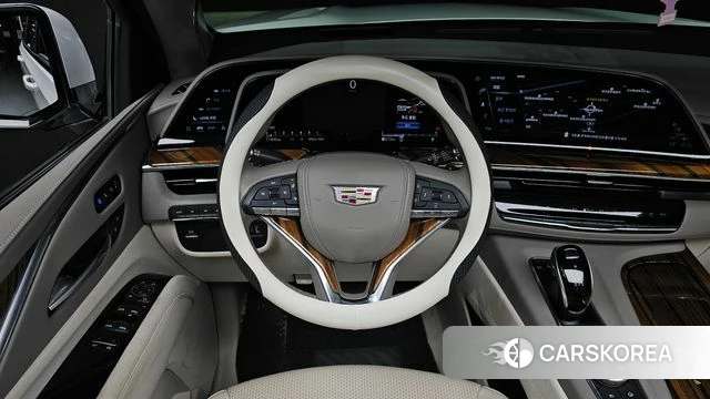 Cadillac Escalade 5th Generation 2021 Белый из Кореи, фото 3