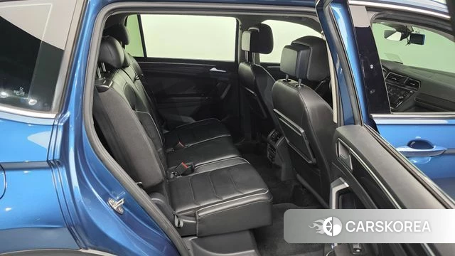 Volkswagen Tiguan Allspace 2020 Синий из Кореи, фото 3