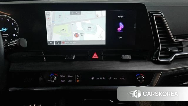 Kia Sportage 5th Generation 2023 Белый из Кореи, фото 3