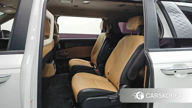 Kia Carnival 4th generation 2022 Белый из Кореи, фото 3