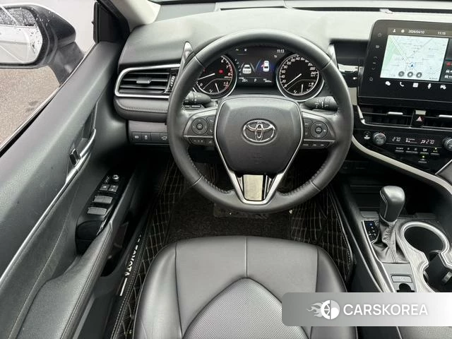 Toyota Camry 2023 Белый из Китая, фото 3