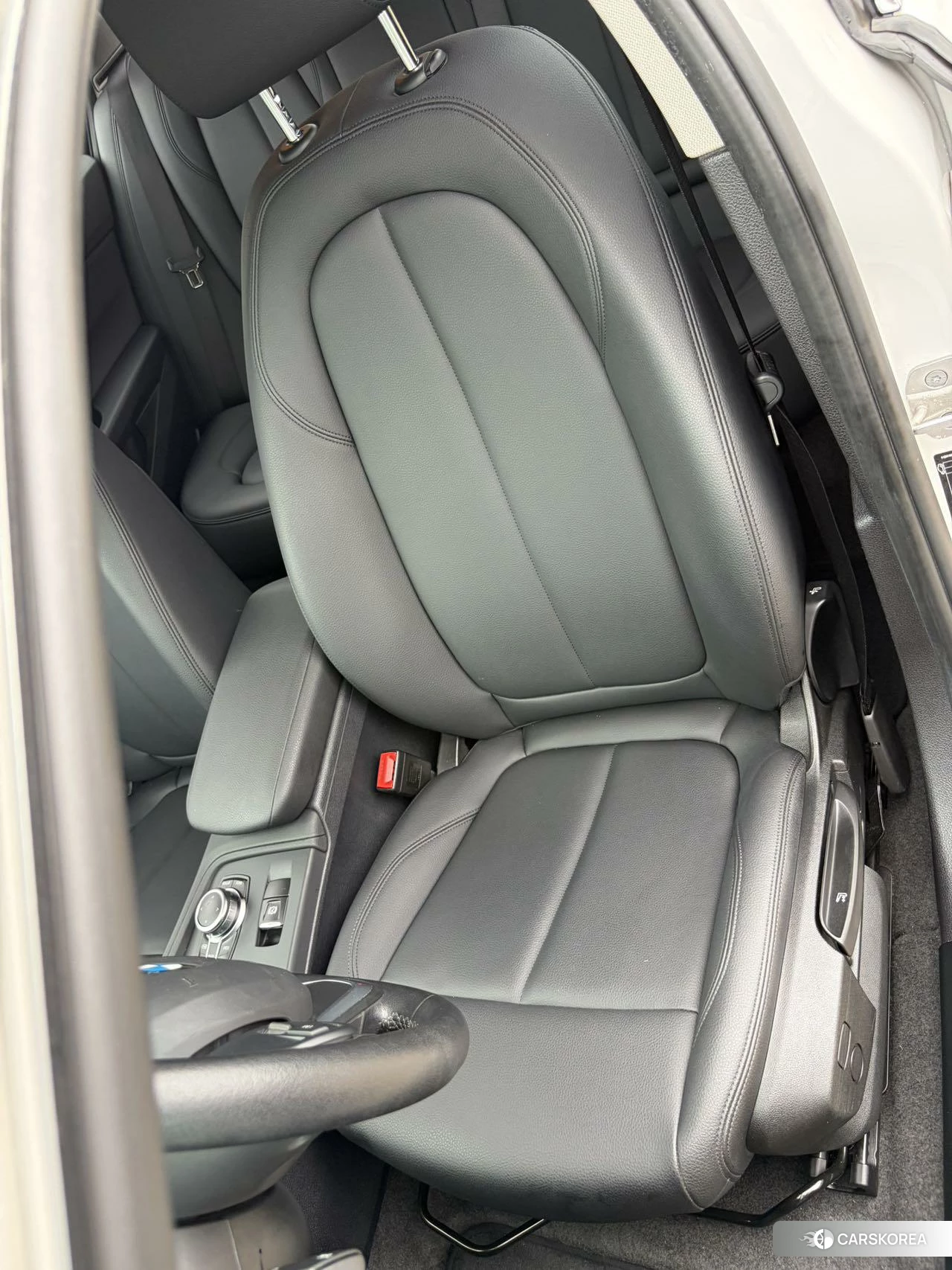 BMW 1 series 2021 Белый из Китая, фото 3