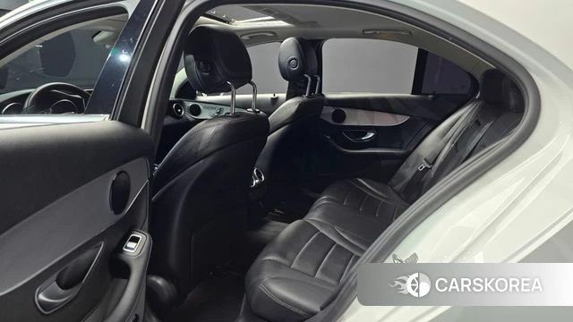 Mercedes-Benz C-Class W205 2018 Белый из Кореи, фото 3