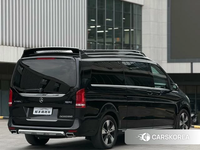 Mercedes-Benz V-Class 2023 Черный из Китая, фото 3