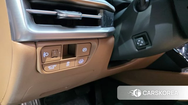 Hyundai Grandeur Hybrid (GN7) 2024 Белый из Кореи, фото 3