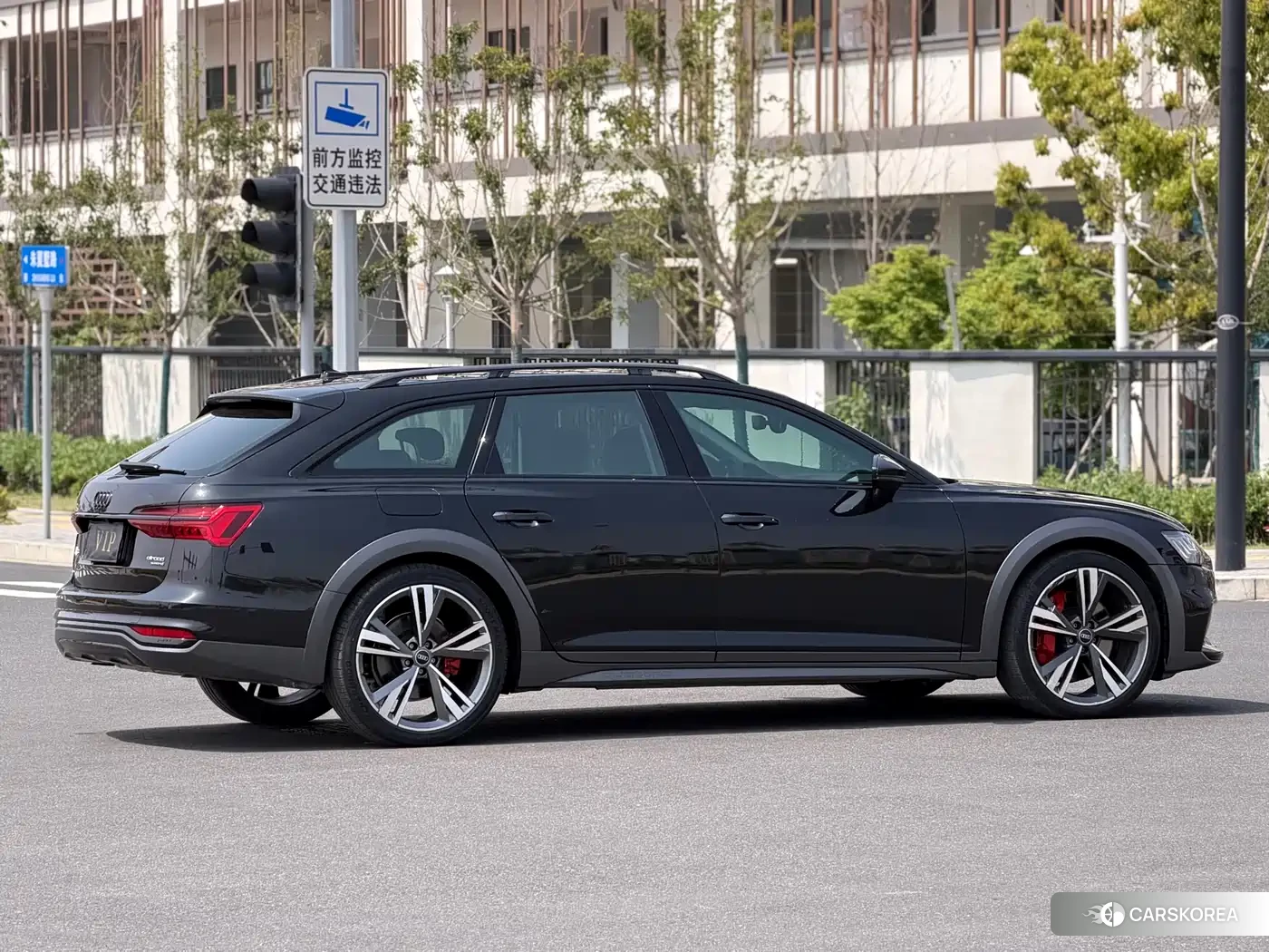 Audi A6 2024 Черный из Китая, фото 3