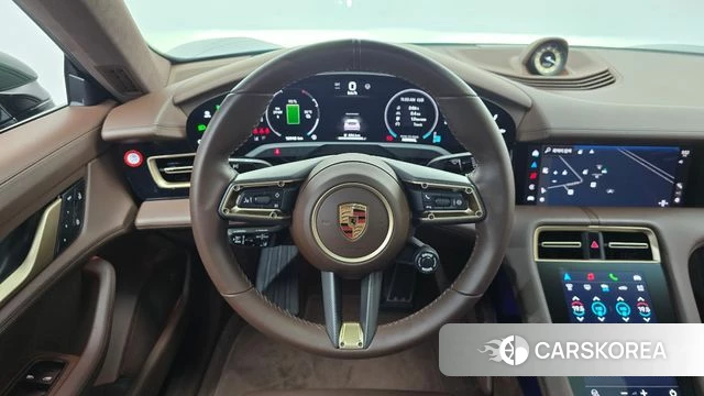 Porsche Taycan 2025 Зеленый из Кореи, фото 3