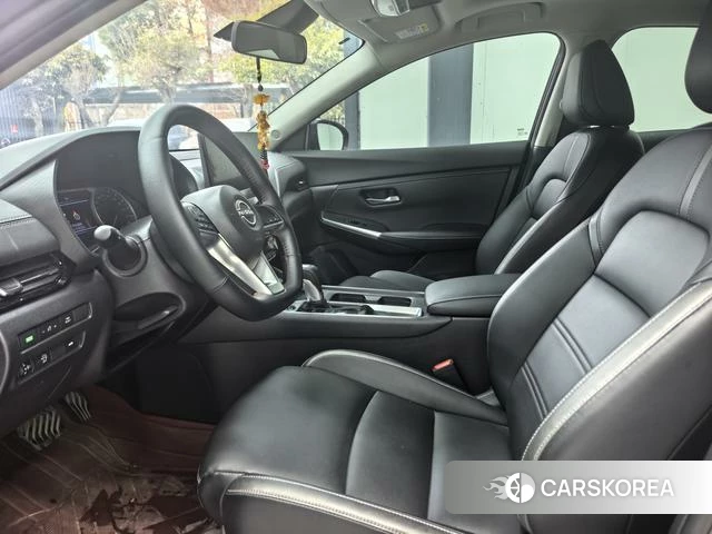 Nissan Sylphy 2023 Черный из Китая, фото 3