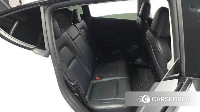 Tesla Model Y 2022 Белый из Кореи, фото 3