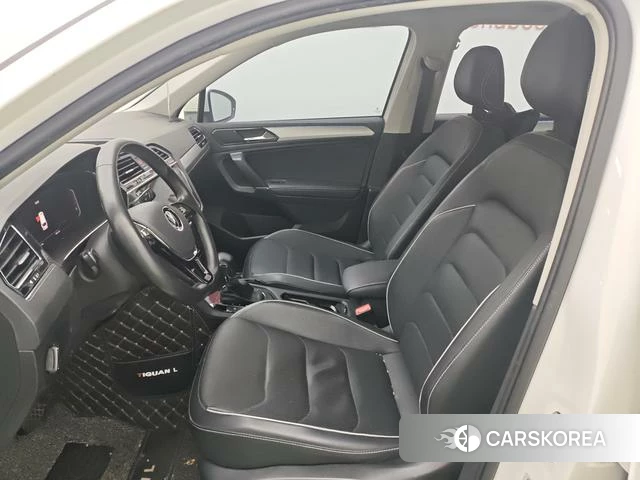 Volkswagen Tiguan L 2021 Белый из Китая, фото 3