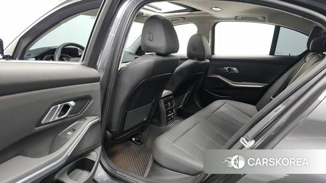 BMW 3 Series (G20) 2019 Серый из Кореи, фото 3