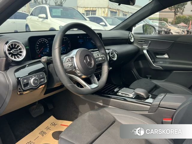 Mercedes-Benz A-Class 2023 Белый из Китая, фото 3