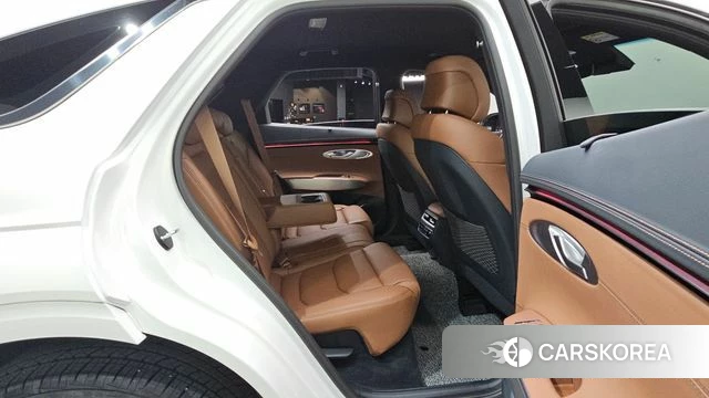 Genesis GV70 2025 Белый из Кореи, фото 3
