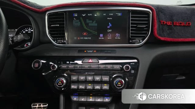 Kia Sportage The Bold 2018 Белый из Кореи, фото 3