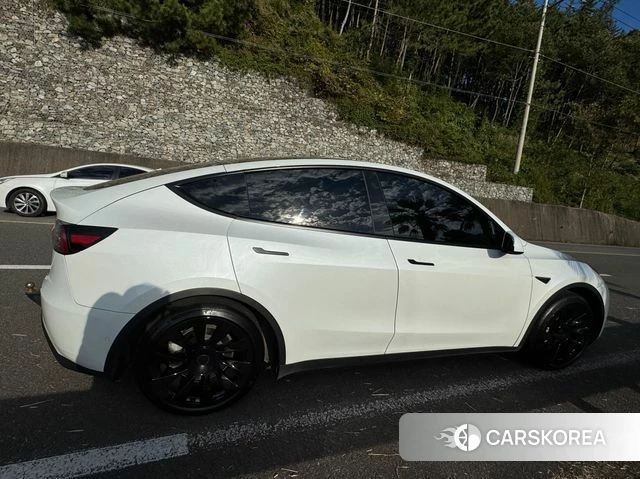 Tesla Model Y 2021 Белый из Кореи, фото 3