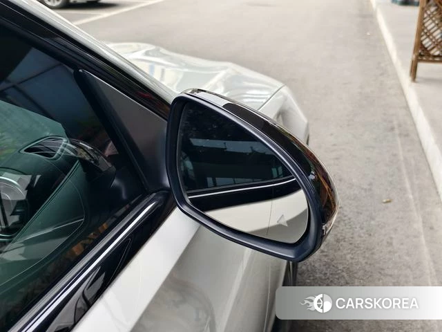 Mercedes-Benz C-class 2023 Белый из Китая, фото 3