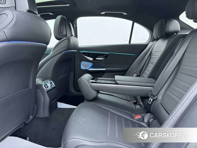 Mercedes-Benz C-class 2022 Красный из Китая, фото 3