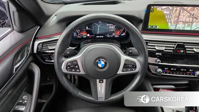 BMW 5 Series (G30) 2023 Черный из Кореи, фото 3