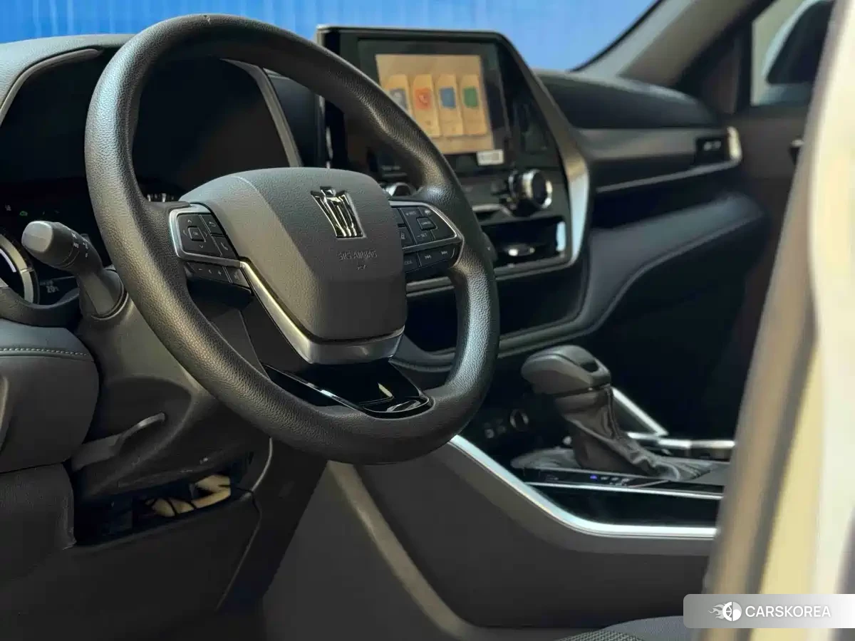 Toyota Crown 2024 Белый из Китая, фото 3