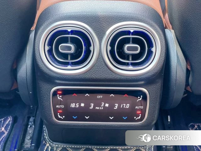 Mercedes-Benz GLC 2023 Черный из Китая, фото 3