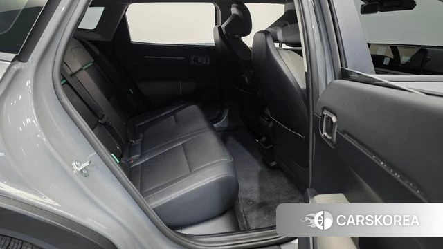 Kia EV4 2025 Серый из Кореи, фото 3