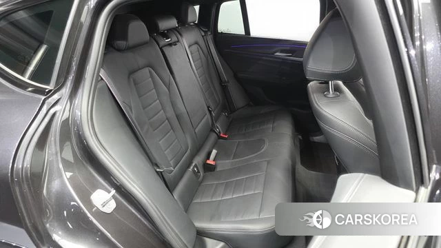 BMW X4 (G02) 2022 Черный из Кореи, фото 3