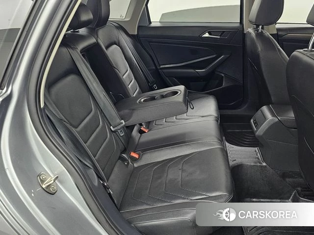 Volkswagen 7th Generation of Jetta 2021 Серебристо-серый из Кореи, фото 3