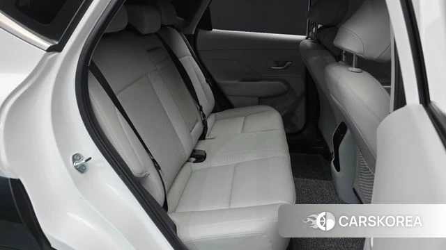 Hyundai Kona Hybrid (SX2) 2024 Белый из Кореи, фото 3