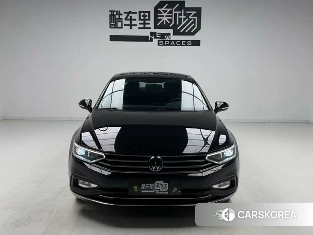 Volkswagen Magotan 2021 Черный из Китая, фото 3