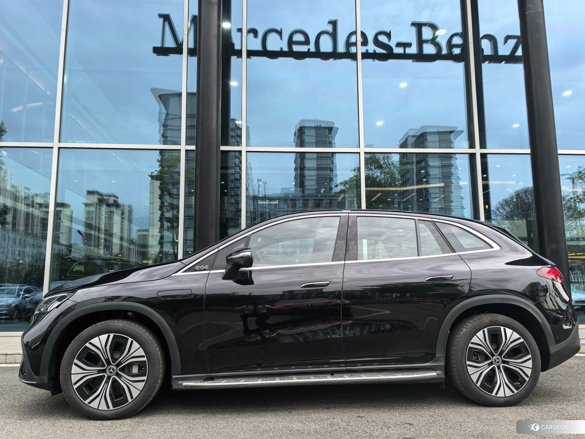 Mercedes-Benz EQE 2023 Черный из Китая, фото 3