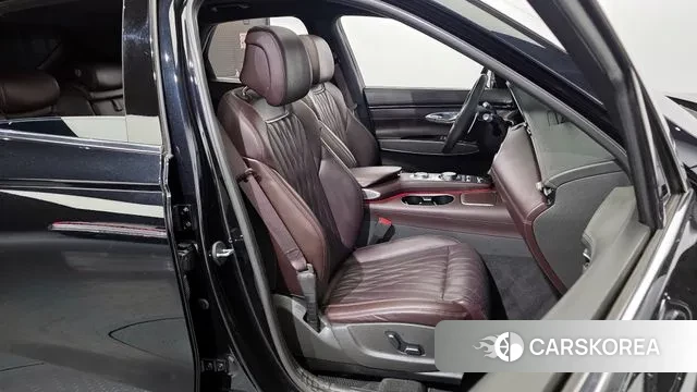 Genesis GV70 2021 Черный из Кореи, фото 3