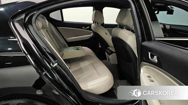 Genesis The New G70 2022 Черный из Кореи, фото 3